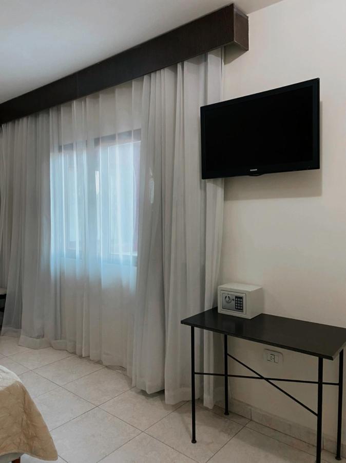 Hotel Puesta Del Sol 圣拉斐尔 外观 照片